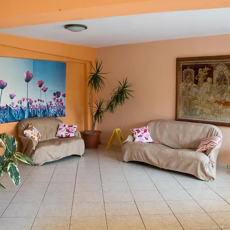 Avra Hotel